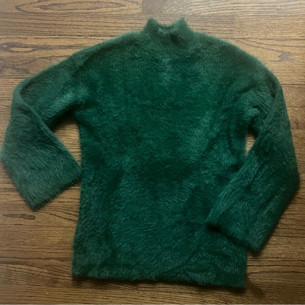 Lovers + Friends green soft fuzzy sweater